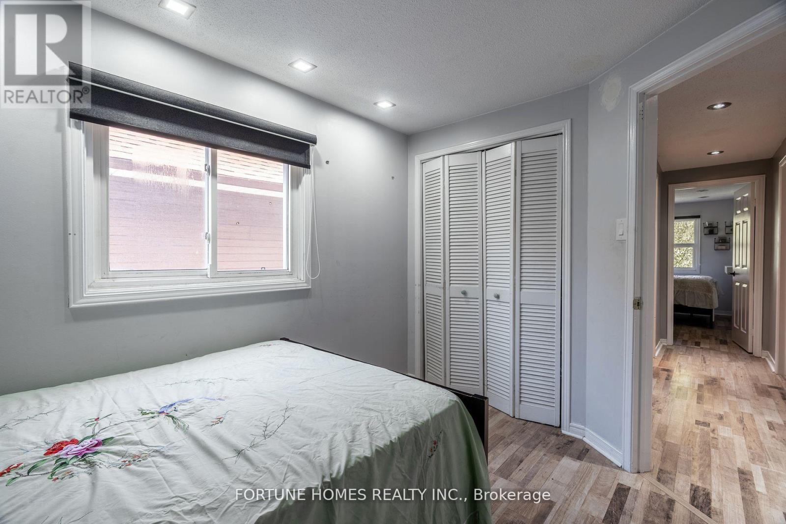 21 Garden Avenue, Brampton, Ontario  L6X 1M4 - Photo 27 - W12312849