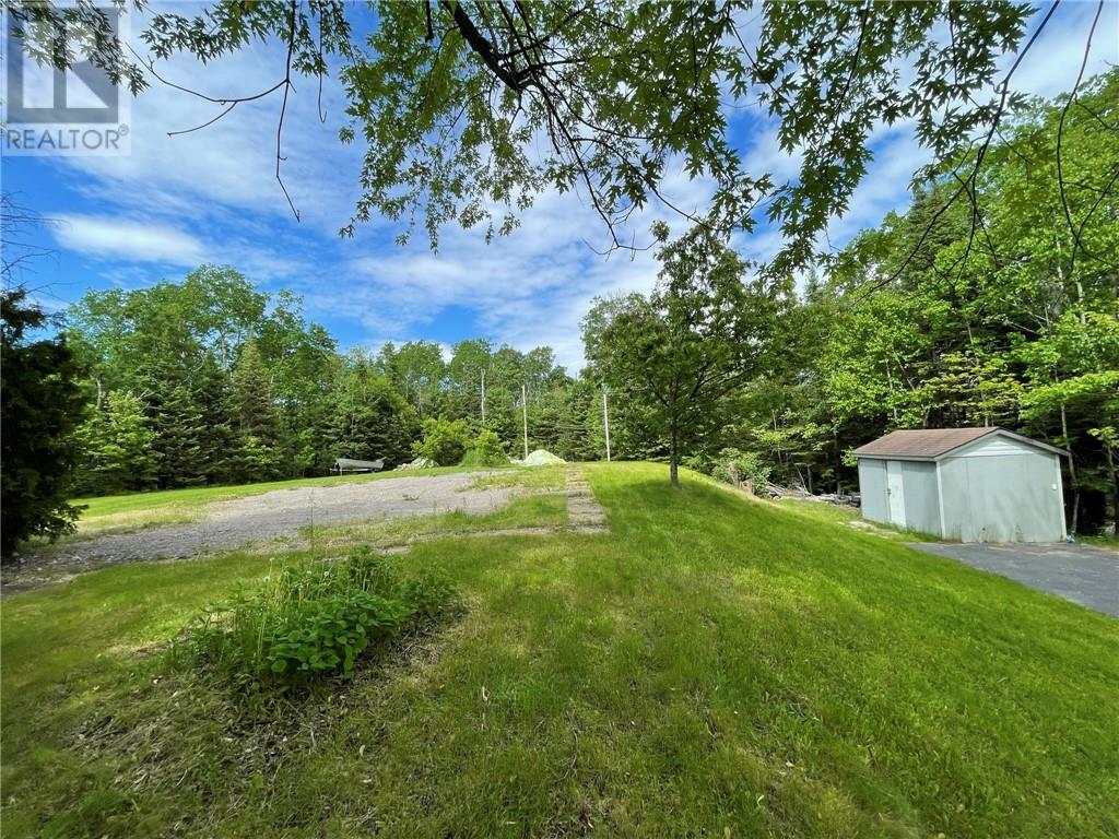 6 Gill Crescent, Onaping, Ontario  P0M 2R0 - Photo 6 - 2123757
