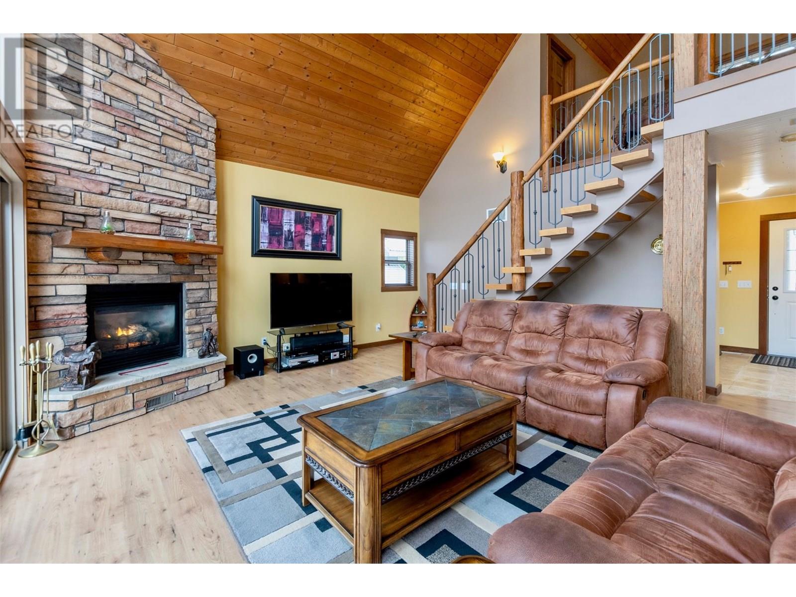 6421 Eagle Bay Road Unit# 73, Eagle Bay, British Columbia  V0E 1T0 - Photo 11 - 10340666