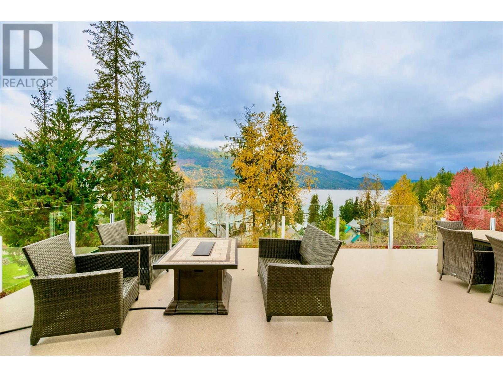 6421 Eagle Bay Road Unit# 73, Eagle Bay, British Columbia  V0E 1T0 - Photo 5 - 10340666