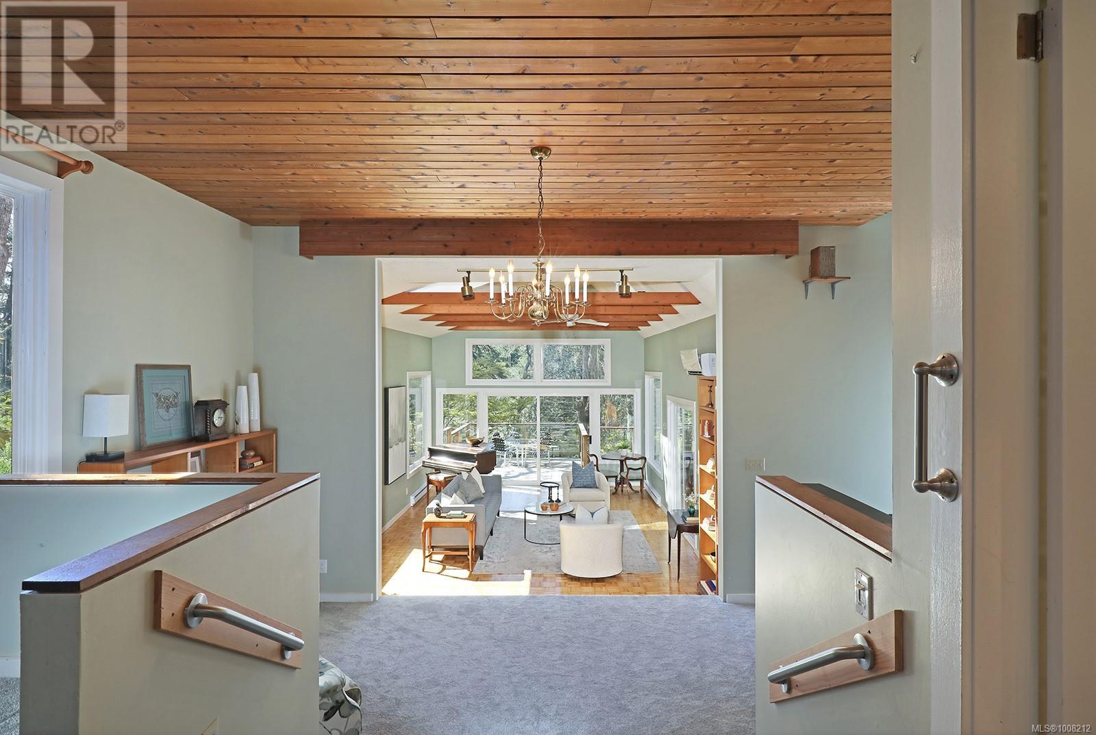 Property at 2399 Garry Oak Dr image 4