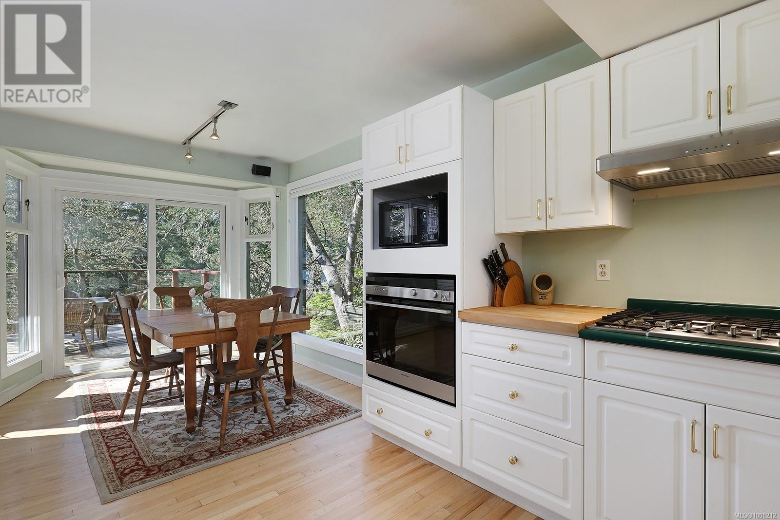 2399 Garry Oak Dr, Nanoose Bay, British Columbia  V9P 9G1 - Photo 4 - 1008212
