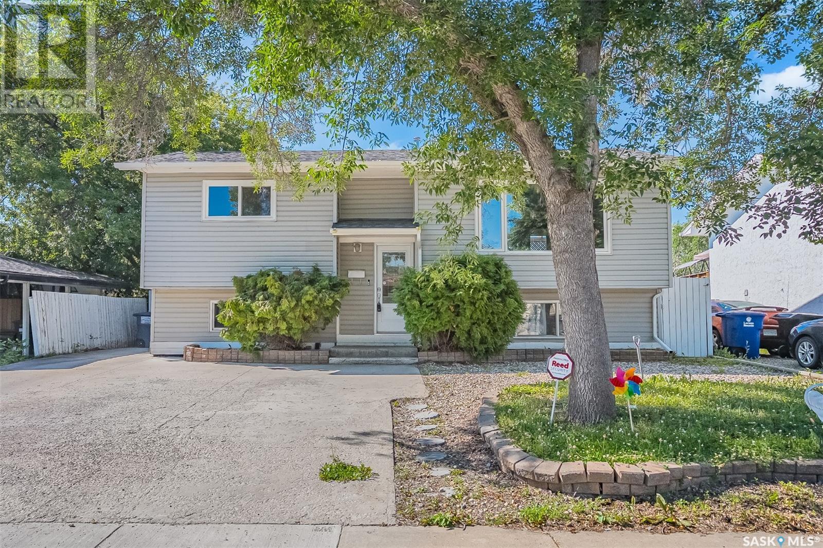 Property at 511 Michener WAY image 2