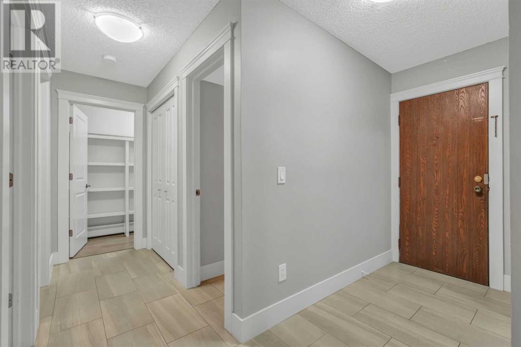 Property at 202, 1919 36 Street SW image 2