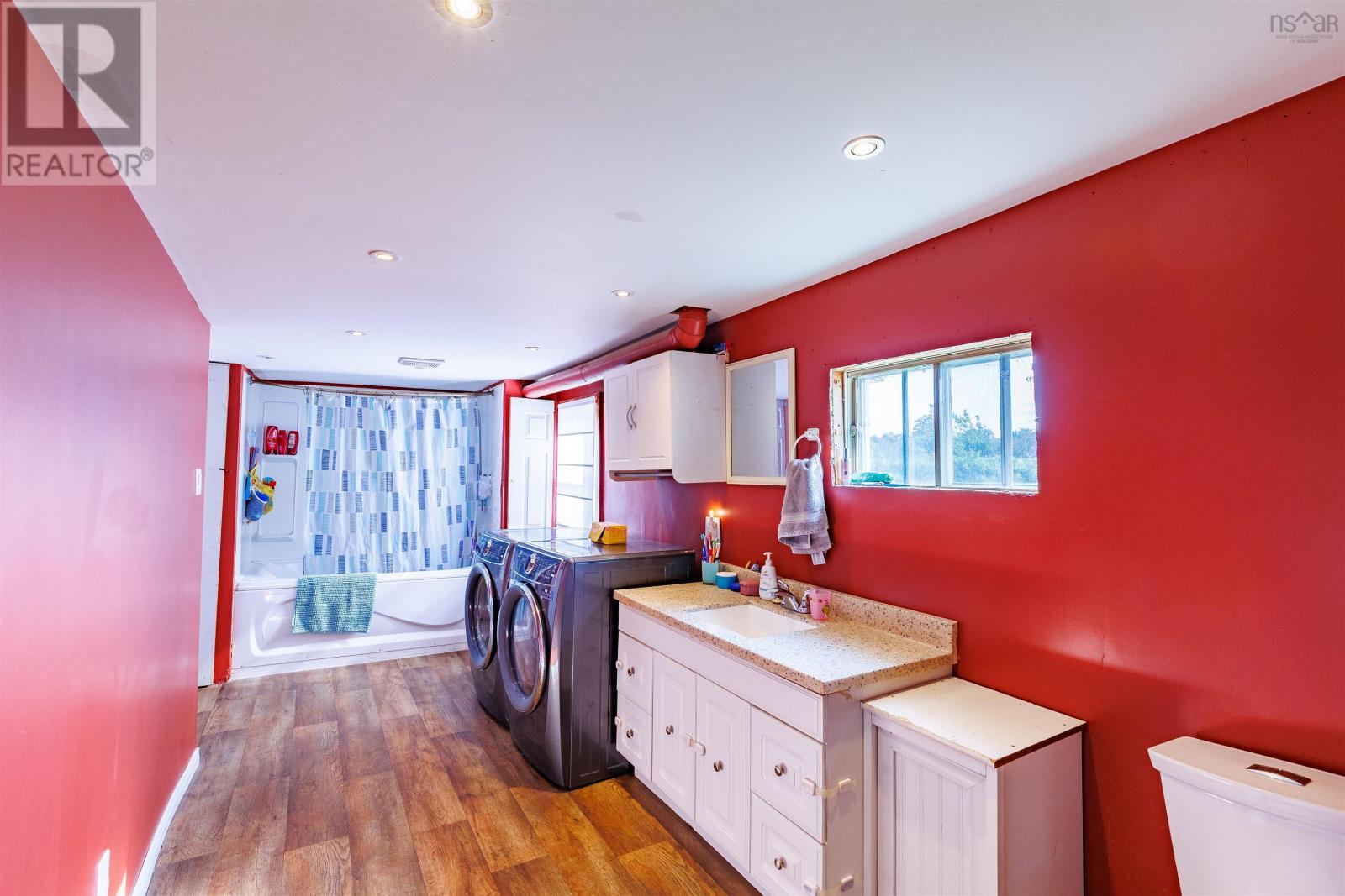 5898 Highway 1, Mavillette, Nova Scotia  B5A 5B3 - Photo 7 - 202514994