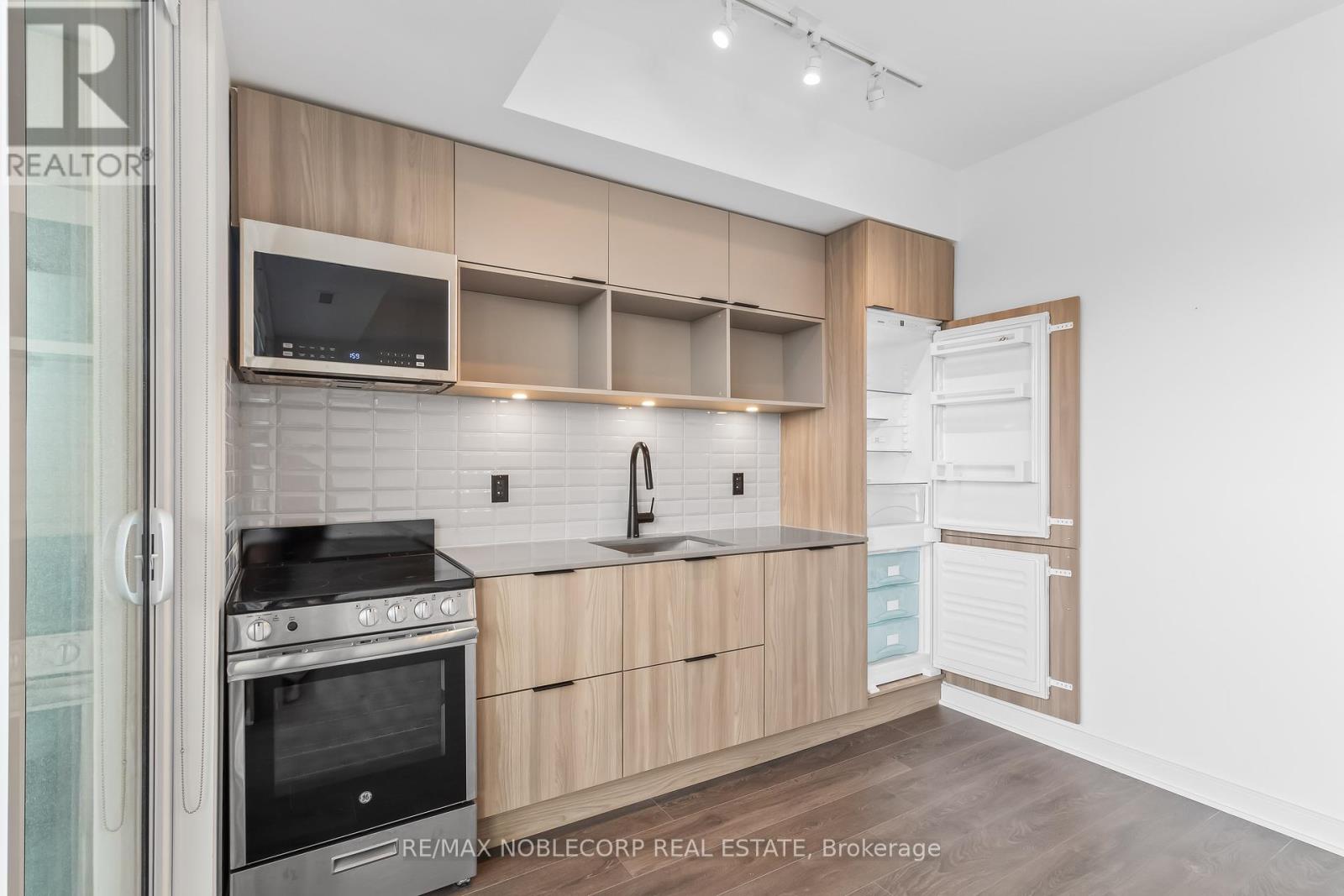 919 - 60 Tannery Road, Toronto, Ontario  M5A 0S8 - Photo 5 - C12226690
