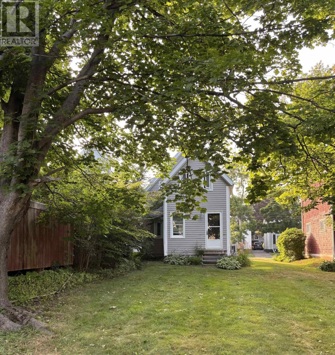 Property at 258 Fitzroy Street image 2