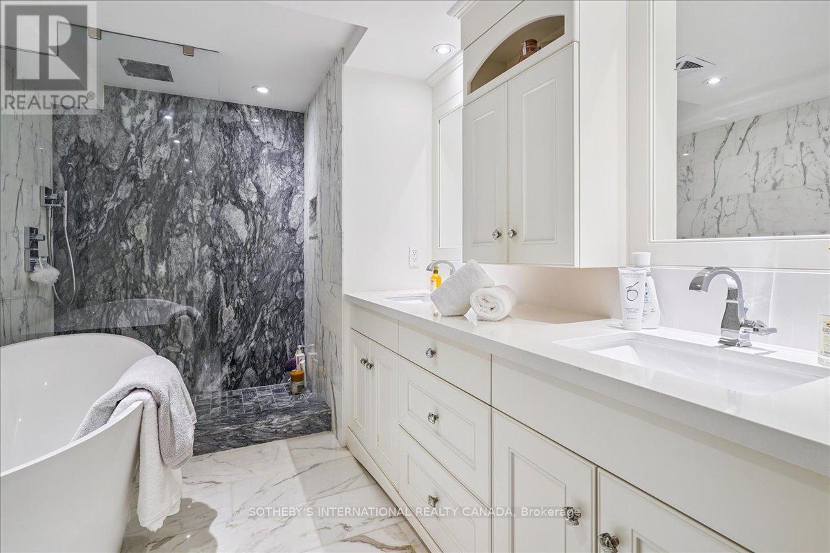 302 - 449 Walmer Road, Toronto, Ontario  M5P 2X9 - Photo 20 - C12313345