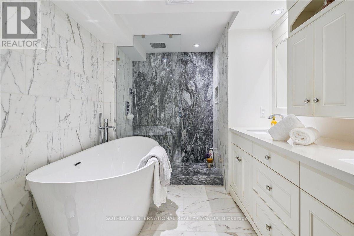 302 - 449 Walmer Road, Toronto, Ontario  M5P 2X9 - Photo 21 - C12313345
