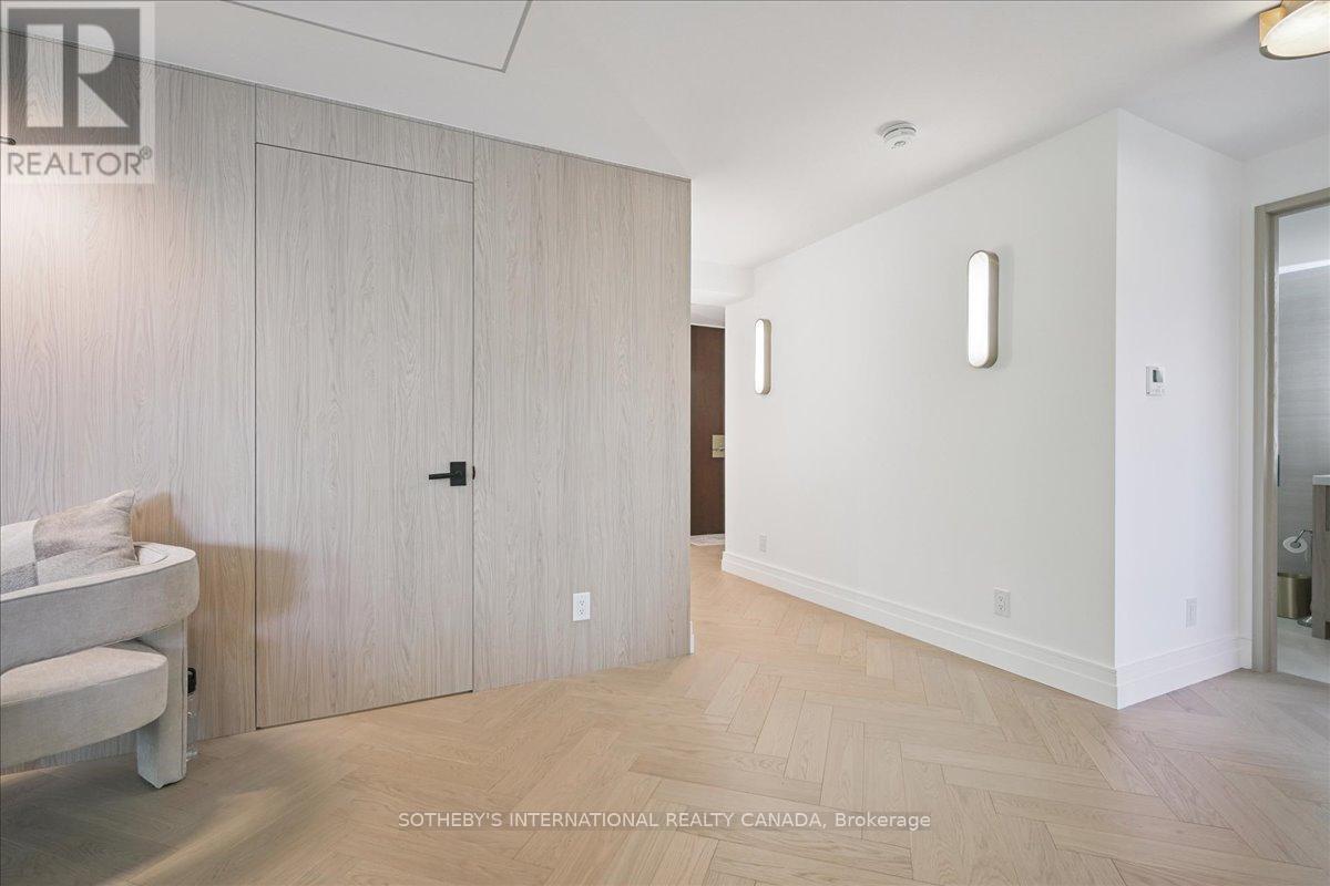 301 - 449 Walmer Road, Toronto, Ontario  M5P 2X9 - Photo 6 - C12313348