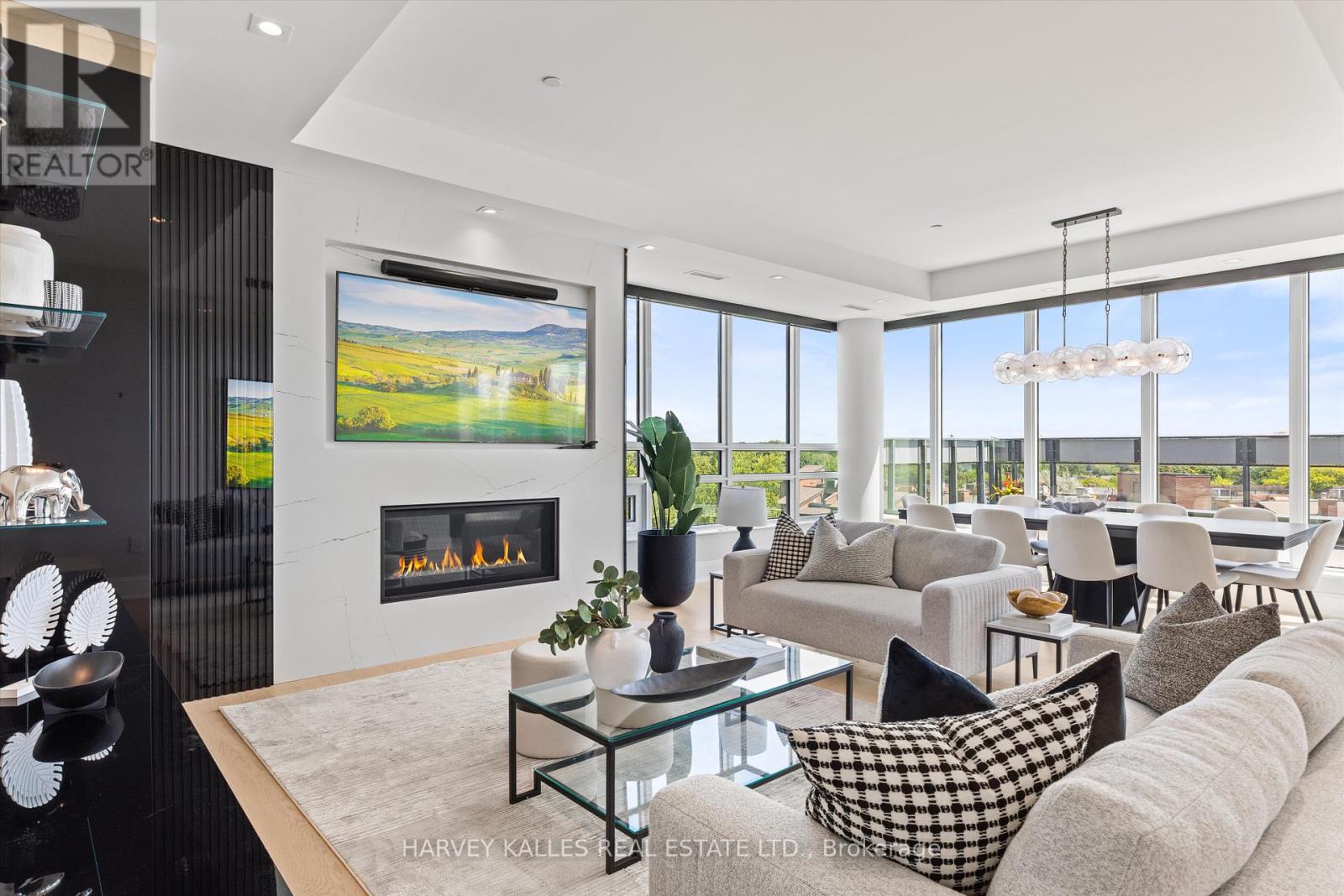 Property at 703 - 355 BEDFORD PARK AVENUE image 3