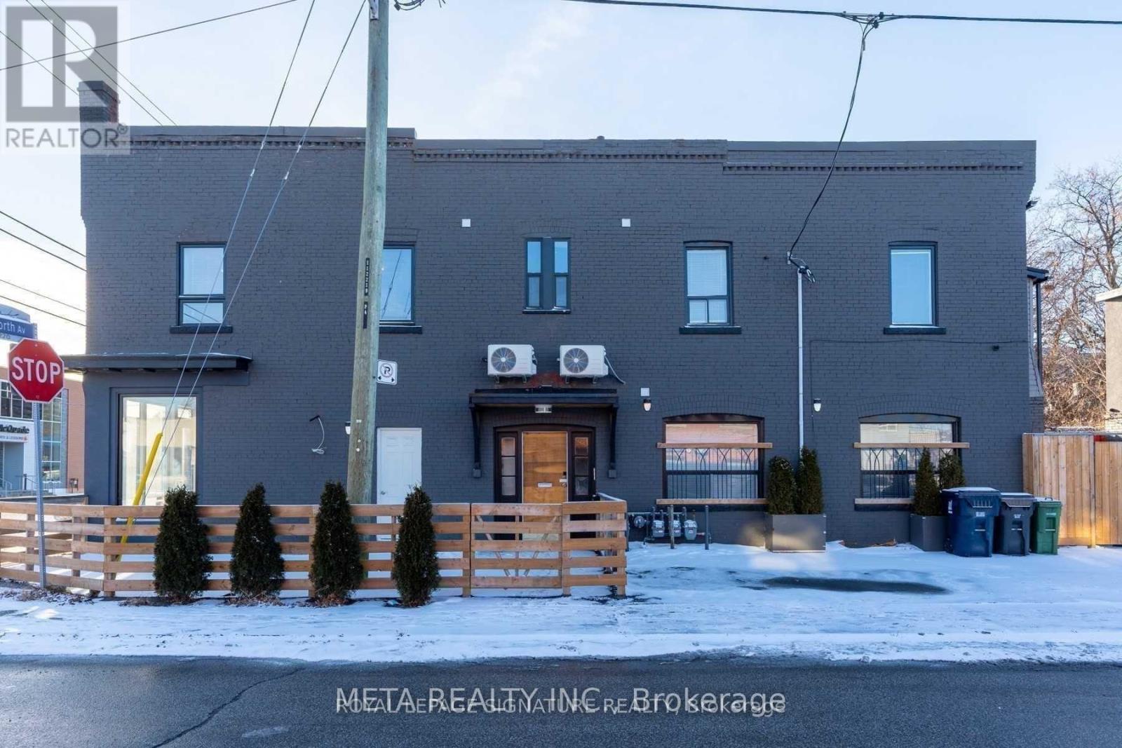 3 - 3224 DANFORTH AVENUE, Toronto, Ontario