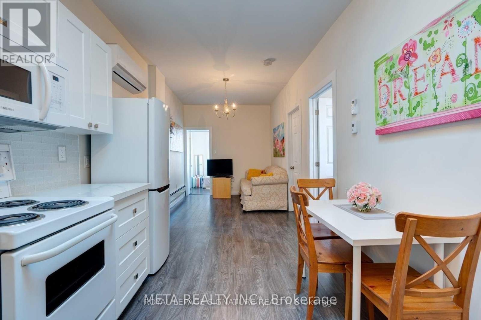 3 - 3224 Danforth Avenue, Toronto, Ontario  M1L 1C1 - Photo 3 - E12313317