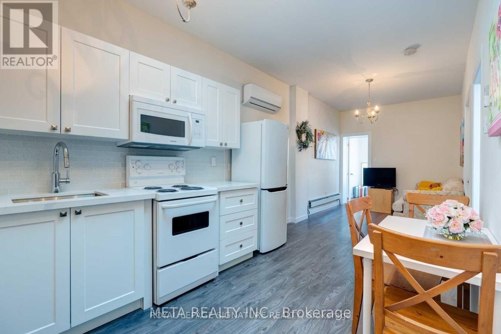 3 - 3224 Danforth Avenue, Toronto, Ontario  M1L 1C1 - Photo 5 - E12313317