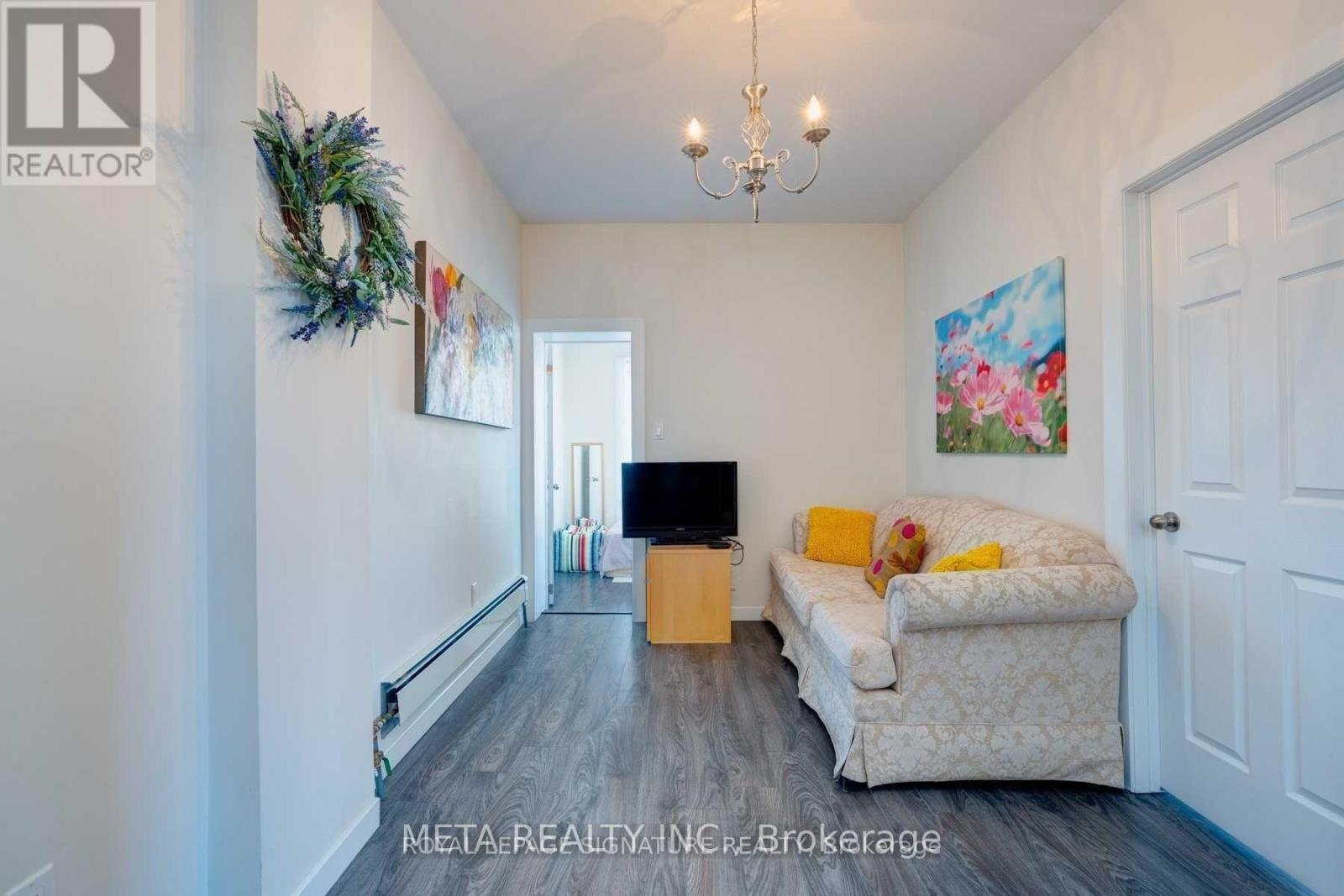 3 - 3224 Danforth Avenue, Toronto, Ontario  M1L 1C1 - Photo 7 - E12313317