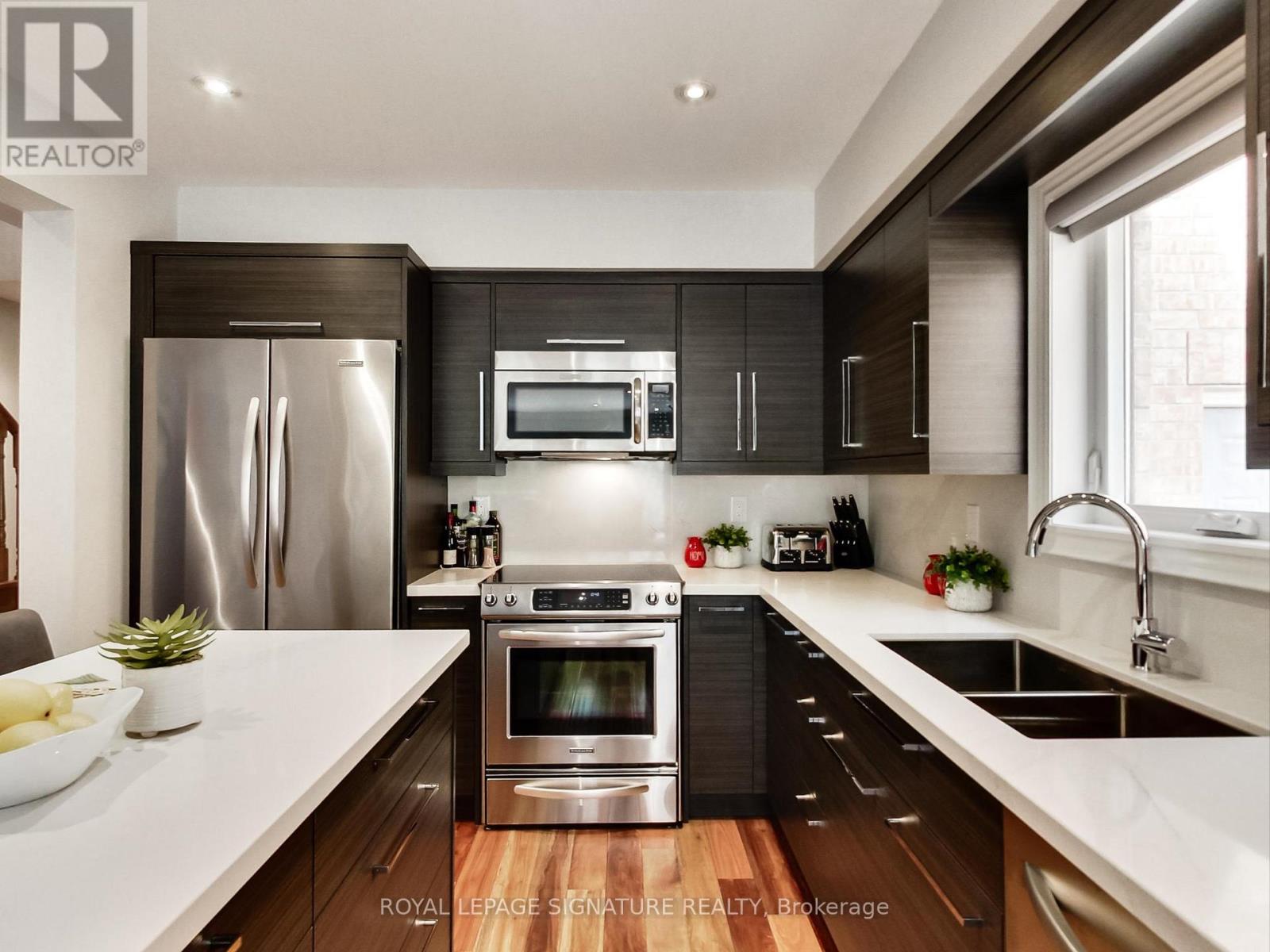 Property at 75 MONTE CARLO DRIVE image 5