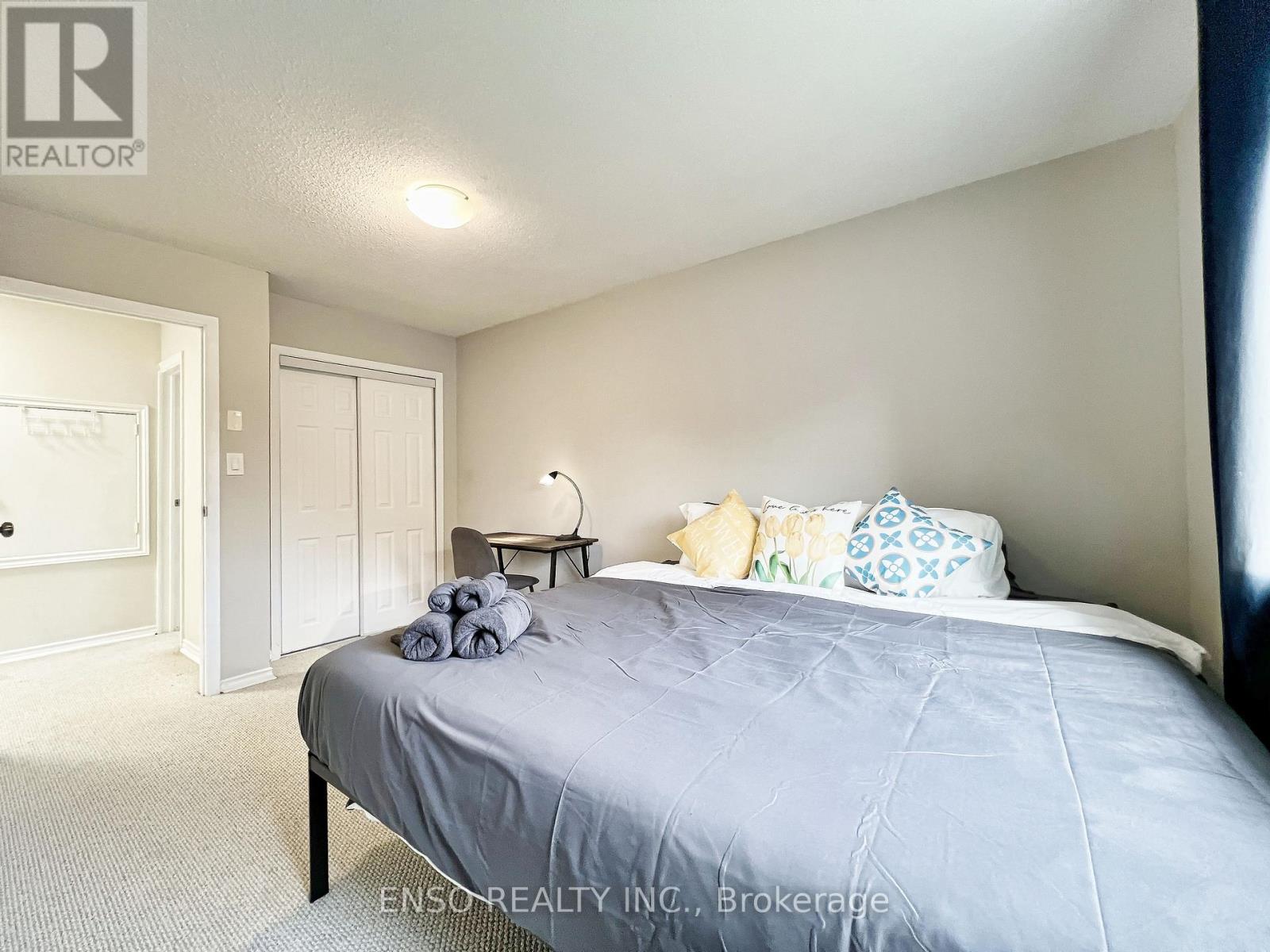 24 Gentry Crescent, Richmond Hill, Ontario  L4C 2G9 - Photo 13 - N12313393