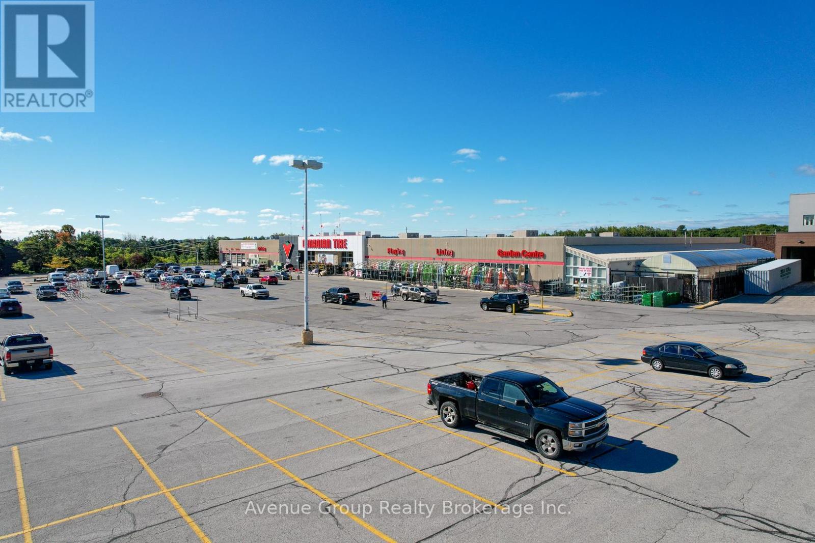 202 - 320 Bayfield Street, Barrie (Bayfield), Ontario  L4M 3C1 - Photo 6 - S12313403