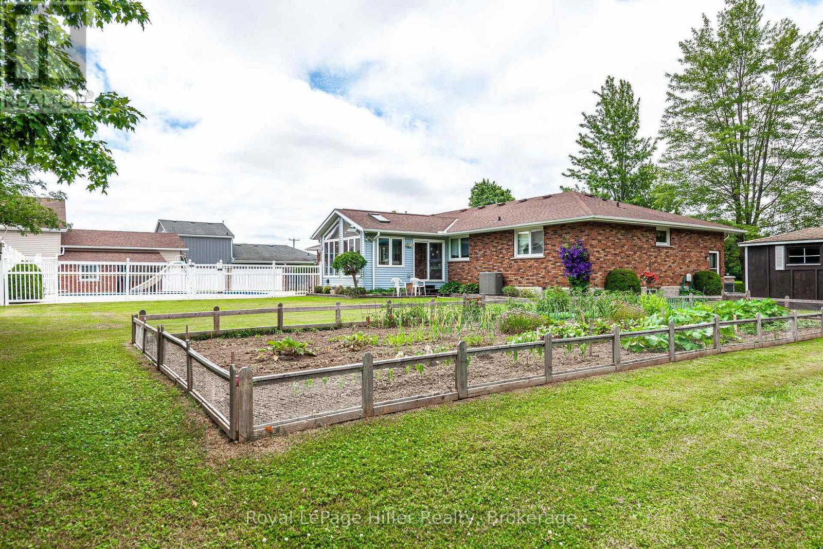 3967 Road 111 Road, Perth East, Ontario  N5A 6S5 - Photo 43 - X12313436
