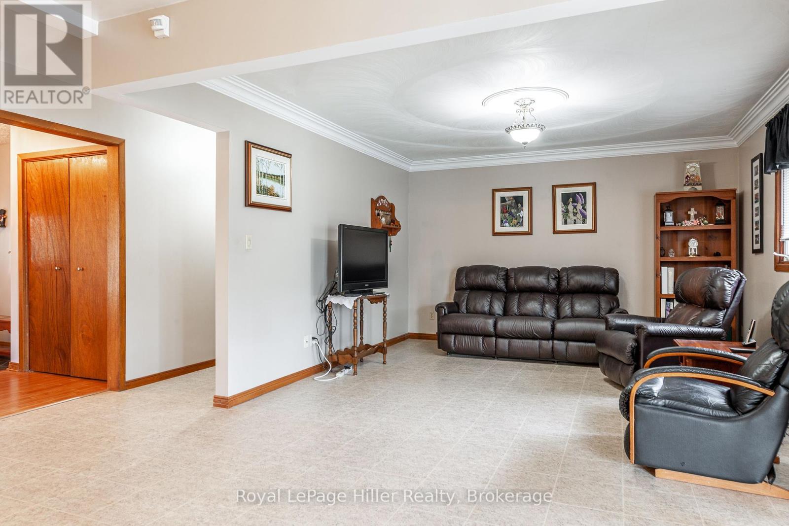 3967 Road 111 Road, Perth East, Ontario  N5A 6S5 - Photo 9 - X12313436