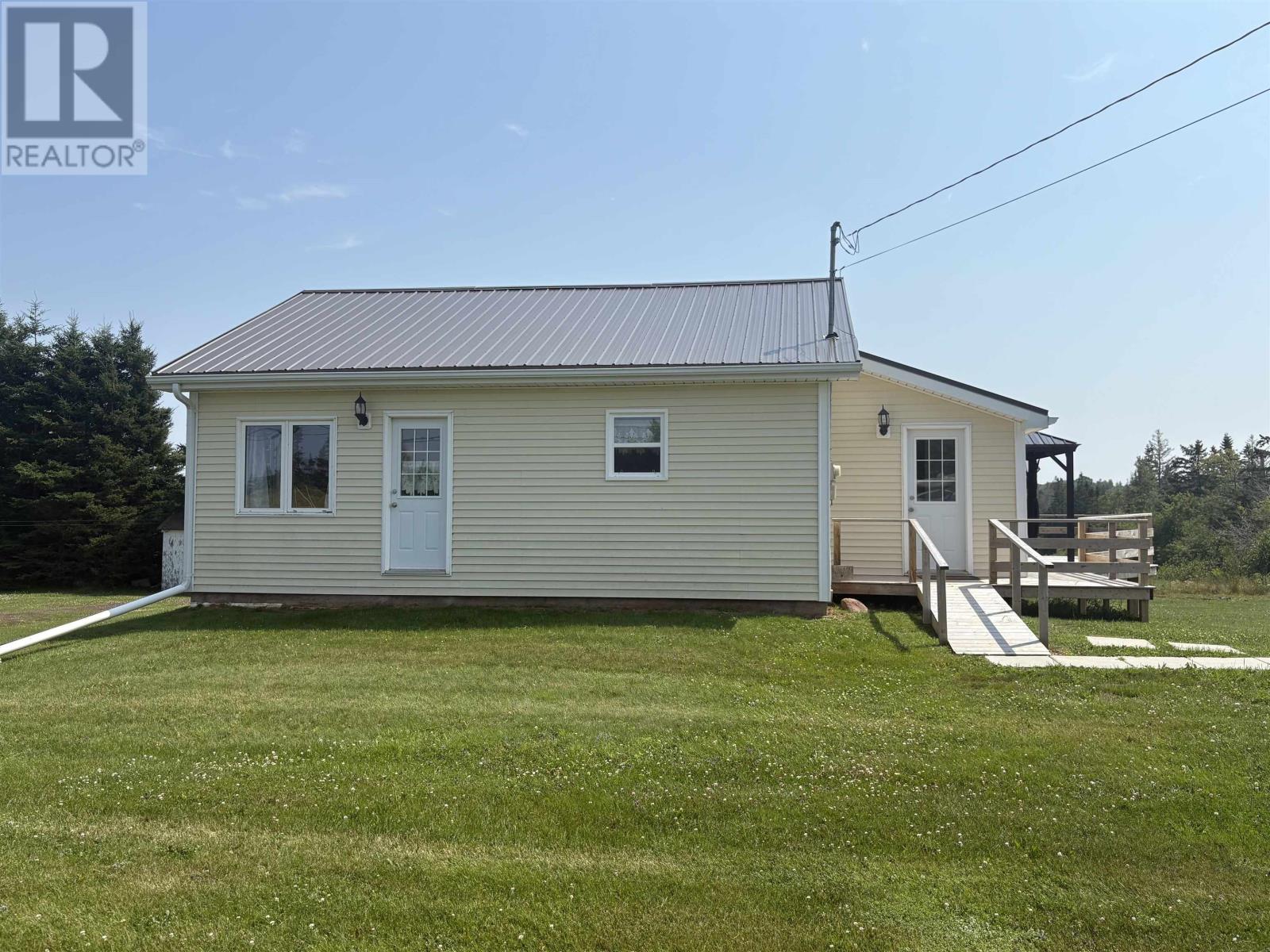 1362 Rte 13, Kellys Cross, Prince Edward Island  C0A 1Y0 - Photo 1 - 202519053