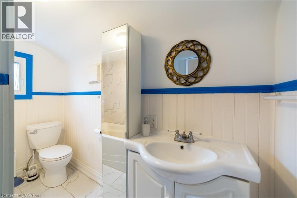 36 West 3rd Street Unit# Upper, Hamilton, Ontario  L9C 3J7 - Photo 19 - 40753006