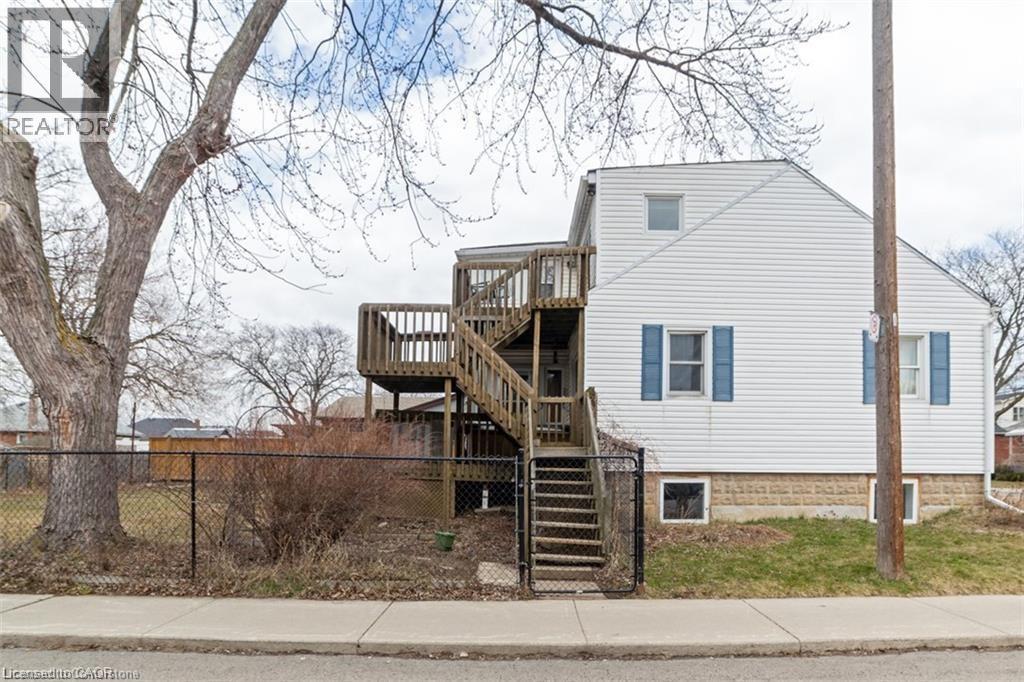 36 West 3rd Street Unit# Upper, Hamilton, Ontario  L9C 3J7 - Photo 4 - 40753006