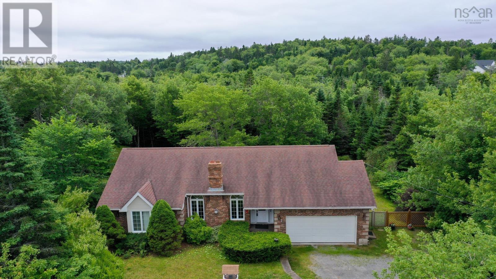Property at 7 Fraser Road image 3