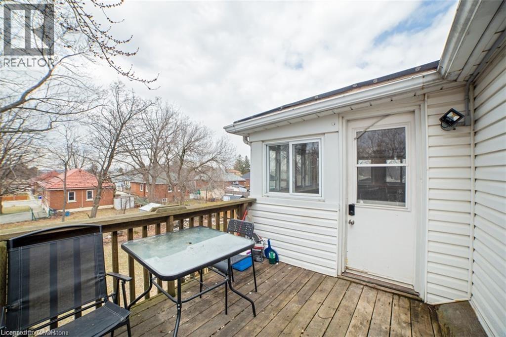 36 West 3rd Street Unit# Upper, Hamilton, Ontario  L9C 3J7 - Photo 8 - 40753006