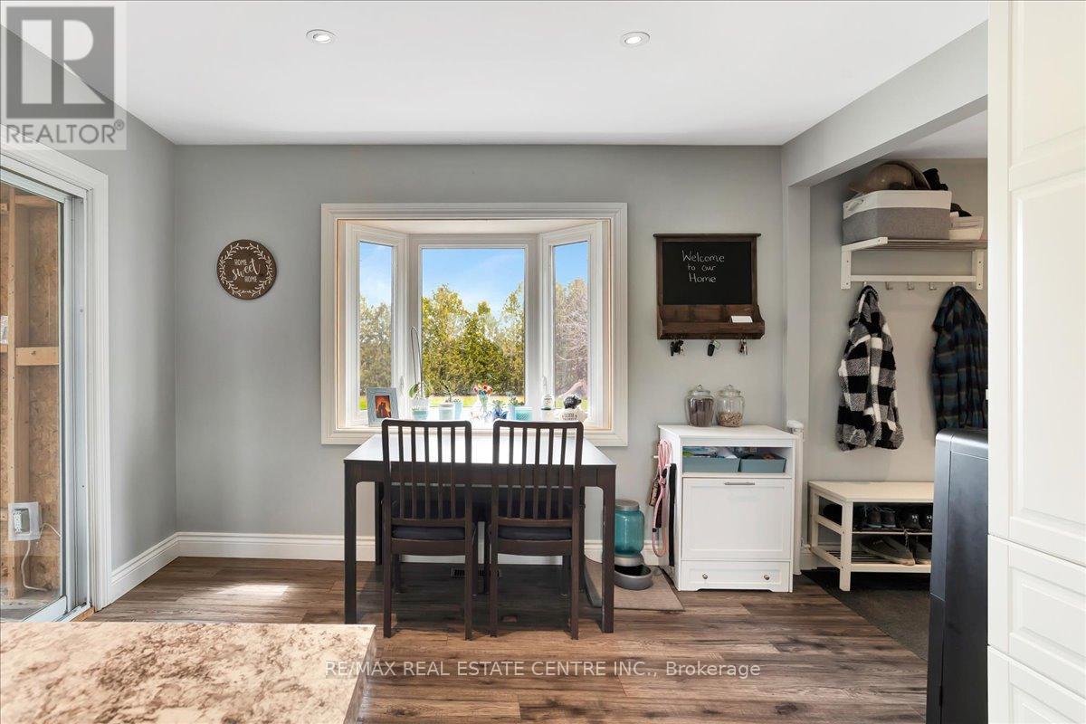 359 First Line, Haldimand, Ontario  N0A 1H0 - Photo 13 - X12313355