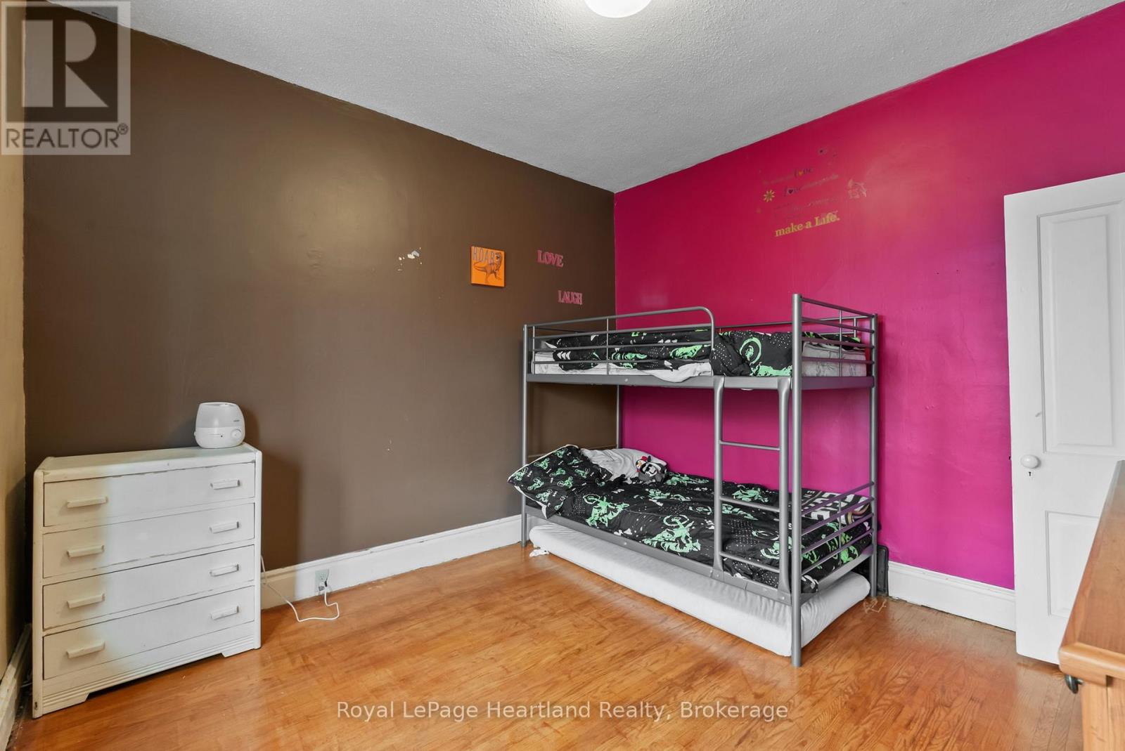 125 Elora Street S, Minto, Ontario  N0G 1Z0 - Photo 28 - X12297609