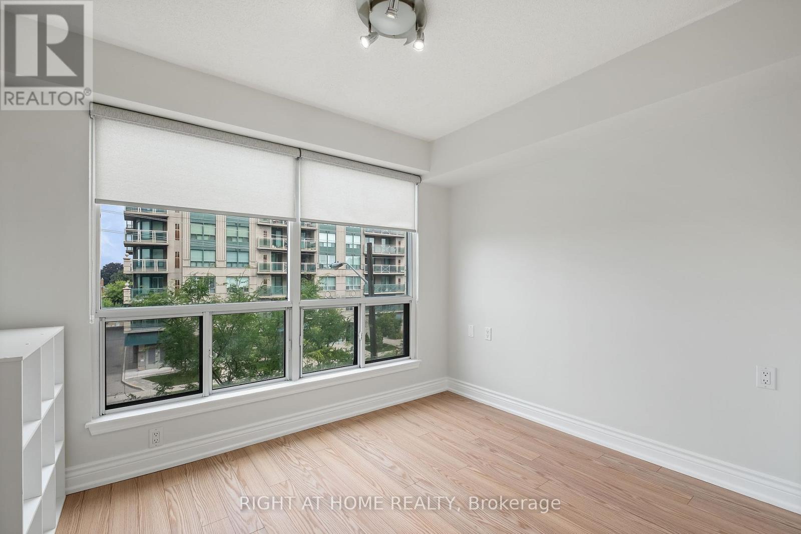 310 - 935 Sheppard Avenue W, Toronto, Ontario  M3H 2T7 - Photo 10 - C12308468