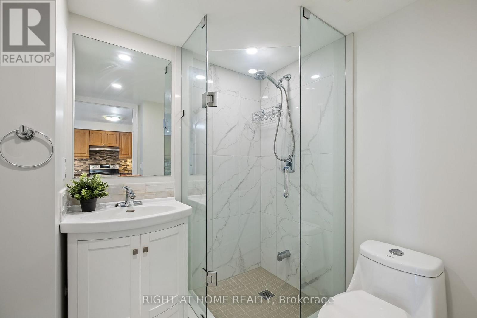 310 - 935 Sheppard Avenue W, Toronto, Ontario  M3H 2T7 - Photo 15 - C12308468