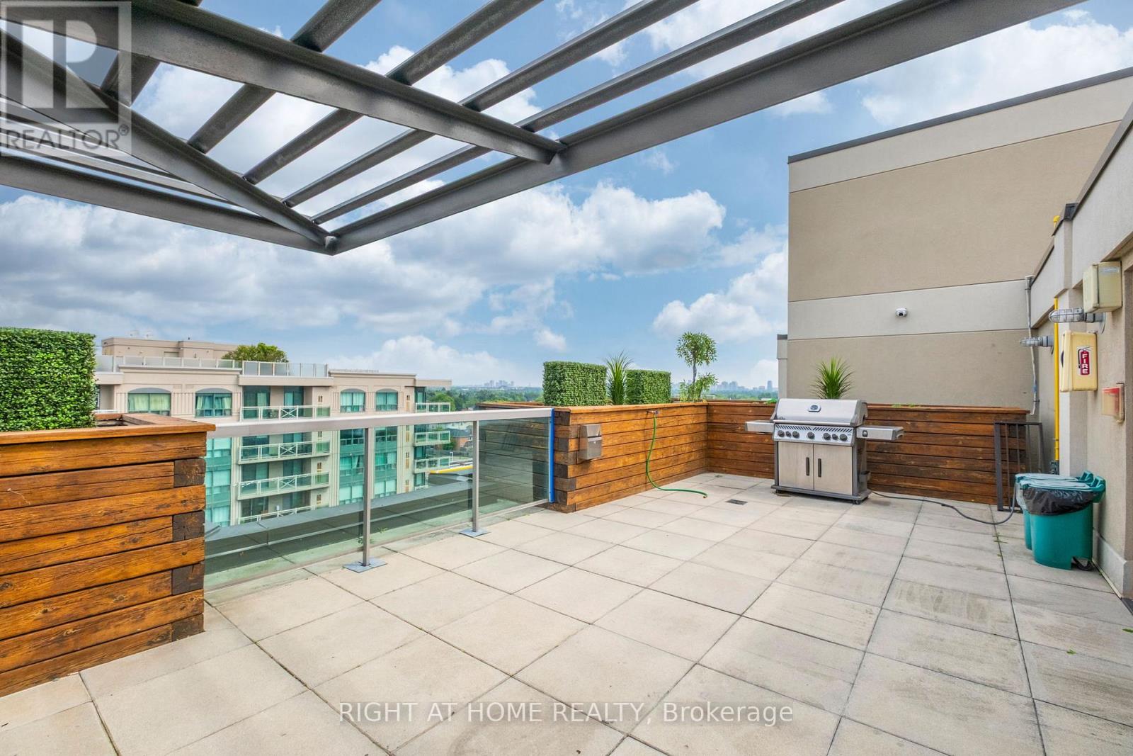 310 - 935 Sheppard Avenue W, Toronto, Ontario  M3H 2T7 - Photo 18 - C12308468
