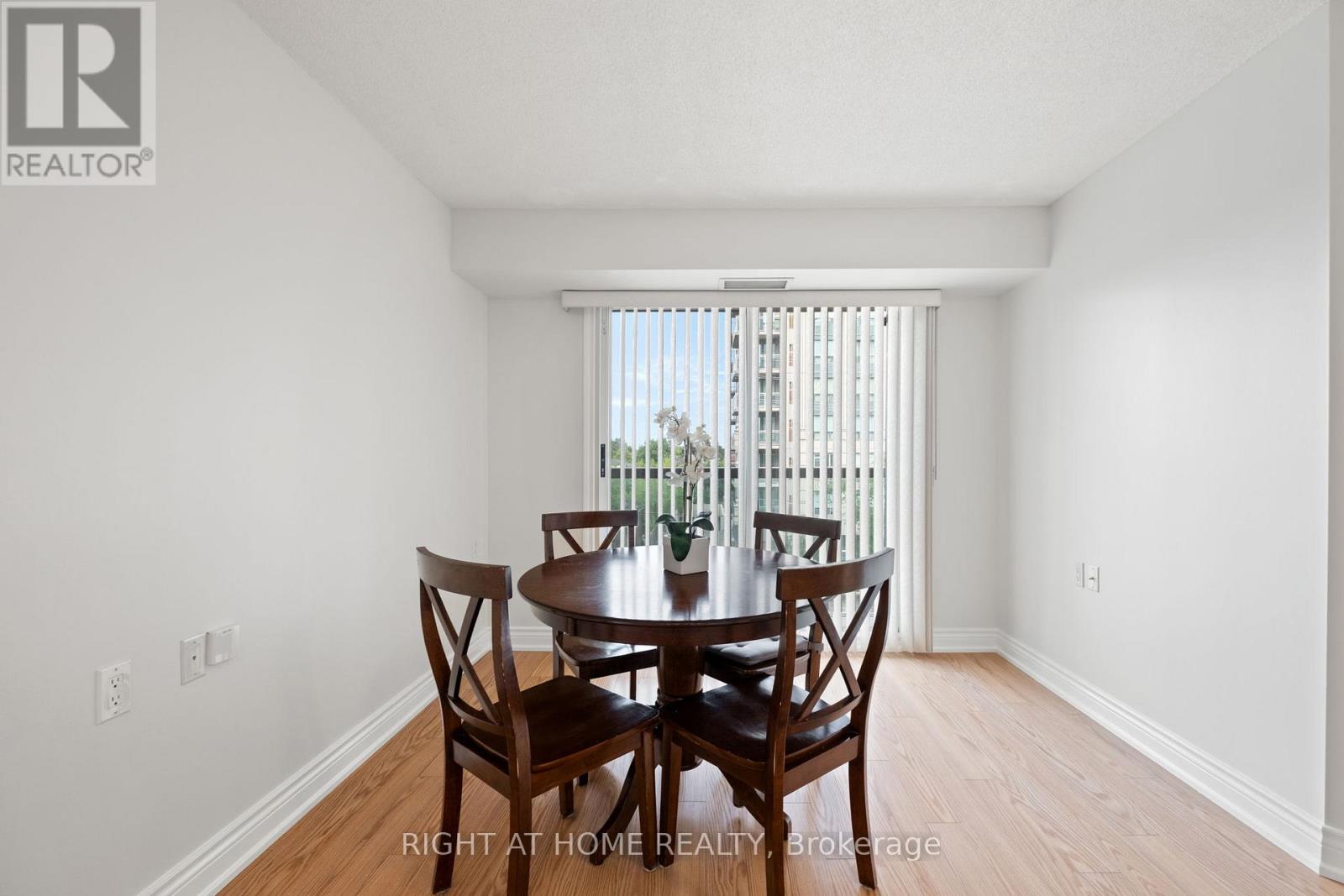 310 - 935 Sheppard Avenue W, Toronto, Ontario  M3H 2T7 - Photo 6 - C12308468