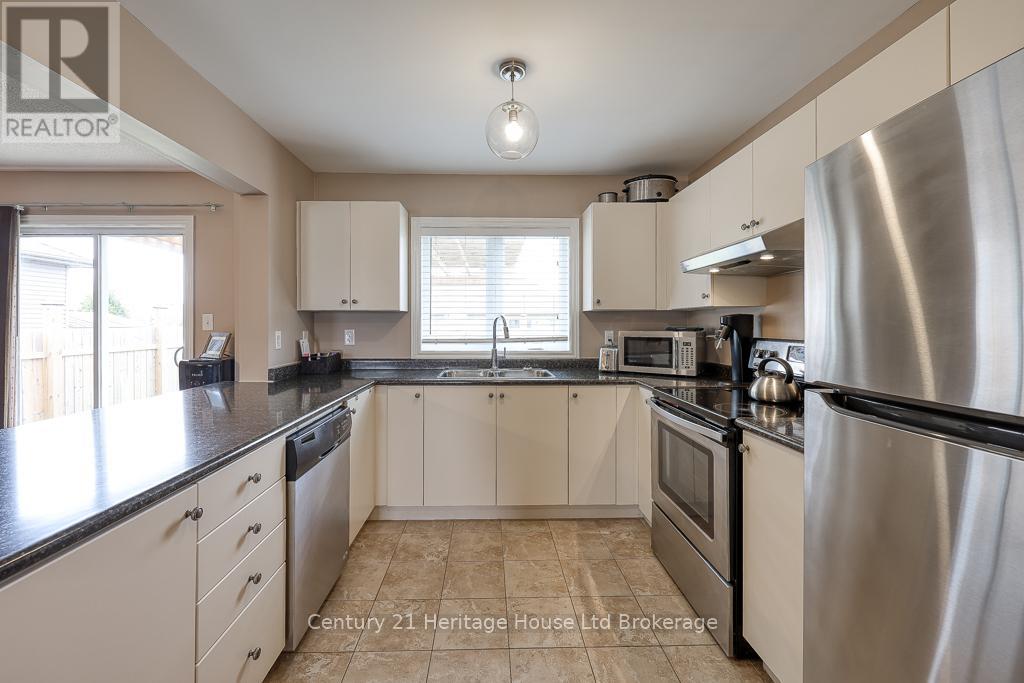 27 Tompkins Court, Norwich, Ontario  N0J 1P0 - Photo 15 - X12313584