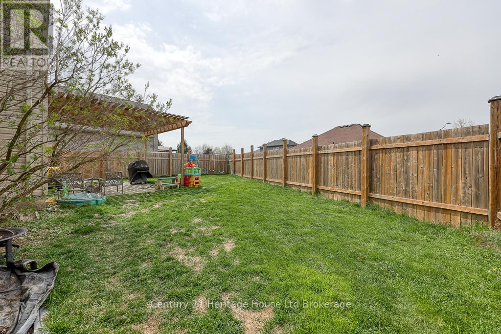 27 Tompkins Court, Norwich, Ontario  N0J 1P0 - Photo 31 - X12313584