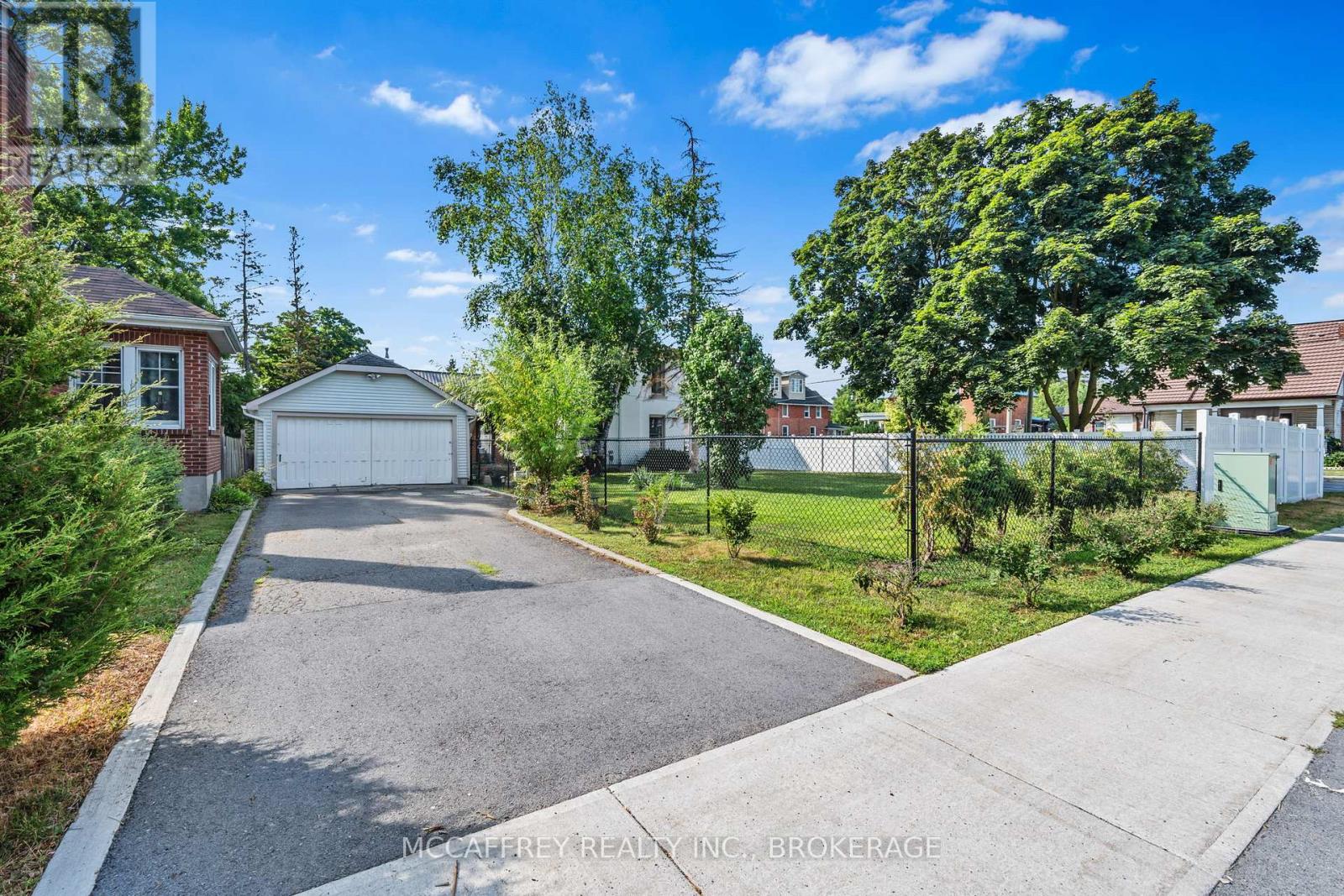 209 Centre Street N, Greater Napanee, Ontario  K7R 1N7 - Photo 34 - X12313578
