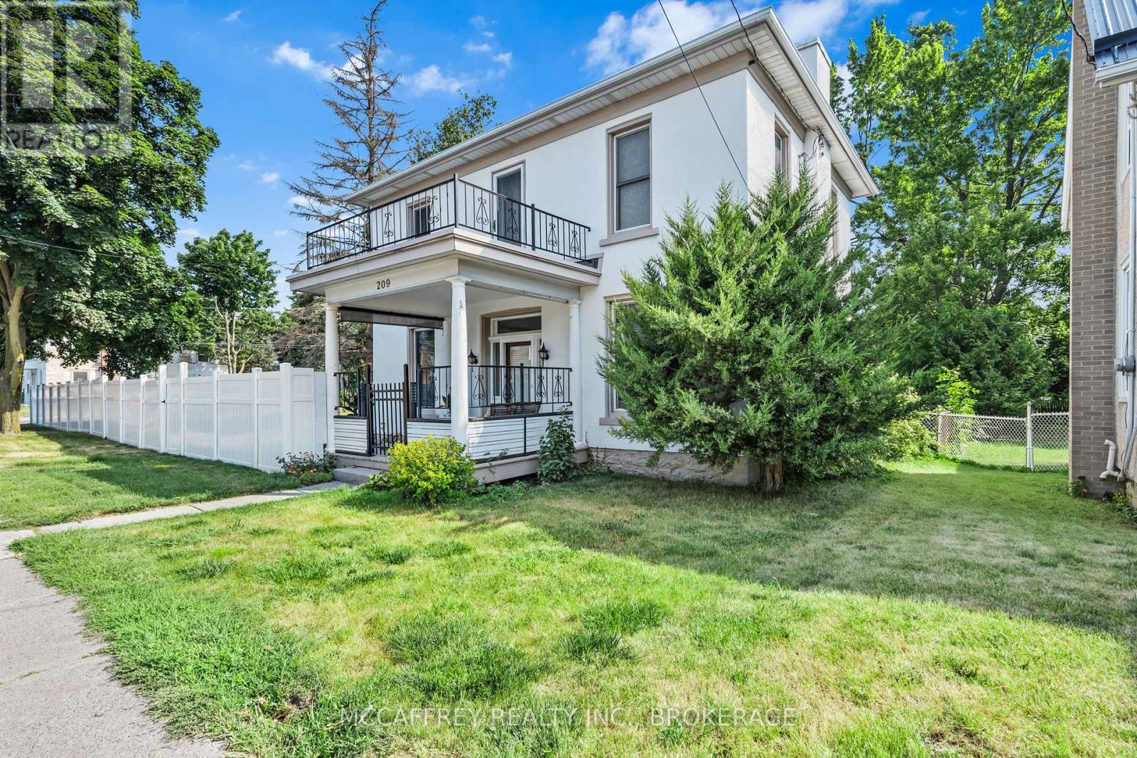 209 Centre Street N, Greater Napanee, Ontario  K7R 1N7 - Photo 38 - X12313578