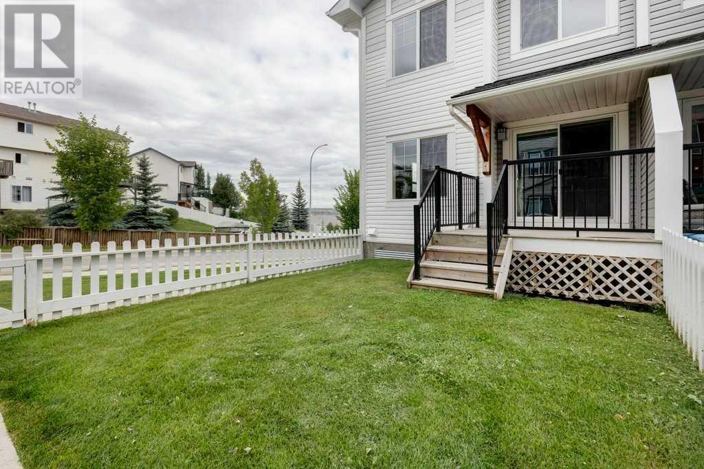 601 Jumping Pound Common, Cochrane, Alberta  T4C 2L1 - Photo 23 - A2243735