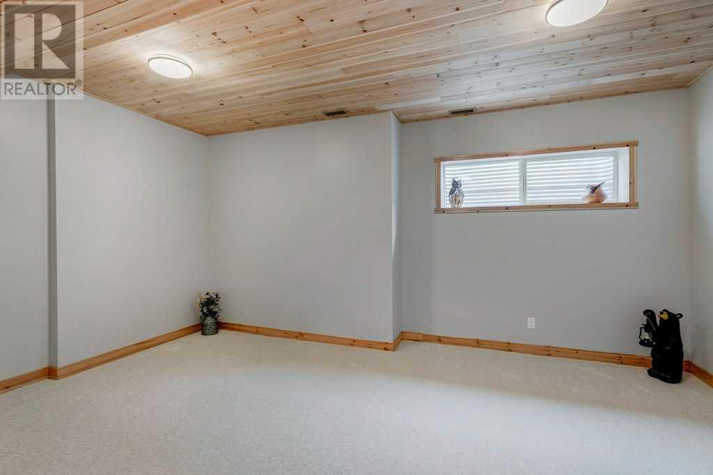 601 Jumping Pound Common, Cochrane, Alberta  T4C 2L1 - Photo 17 - A2243735