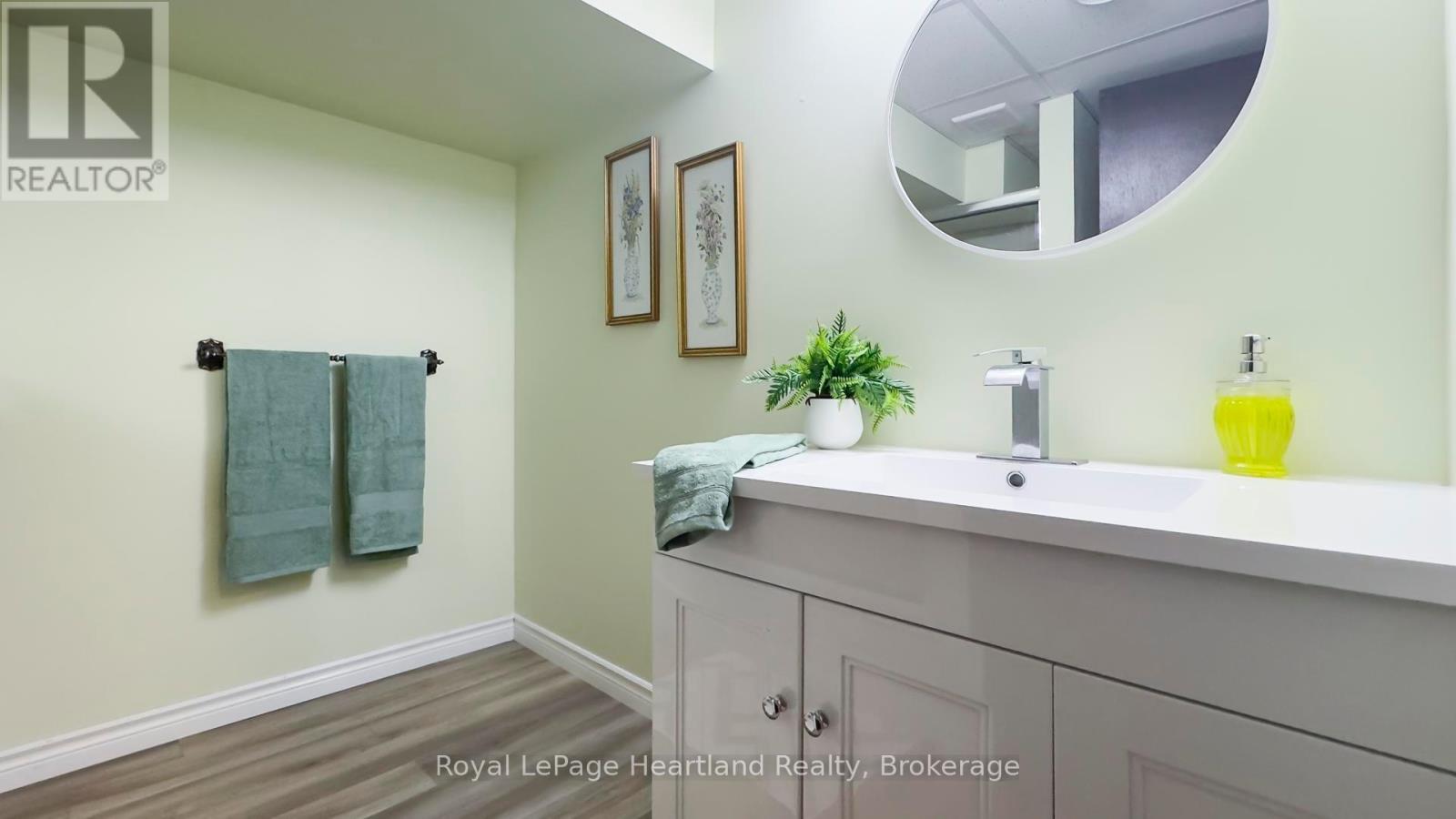 366 Suncoast Drive W, Goderich, Ontario  N7A 4B8 - Photo 39 - X12313524