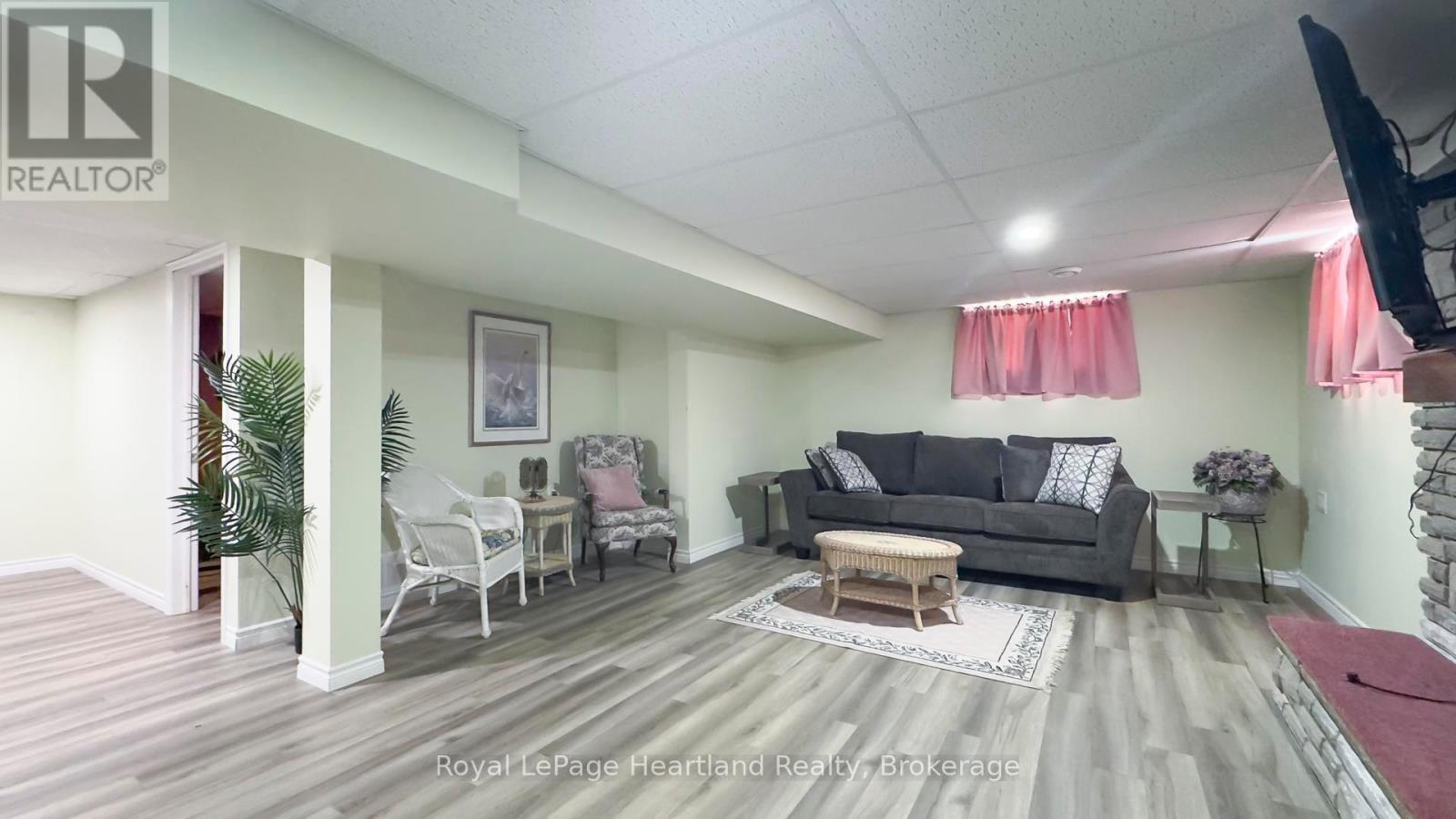 366 Suncoast Drive W, Goderich, Ontario  N7A 4B8 - Photo 40 - X12313524