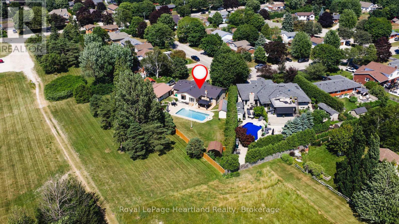 366 Suncoast Drive W, Goderich, Ontario  N7A 4B8 - Photo 49 - X12313524