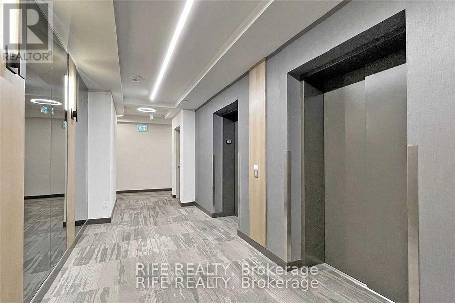 1003 - 180 Fairview Mall Drive, Toronto, Ontario  M2J 4T1 - Photo 2 - C12313446