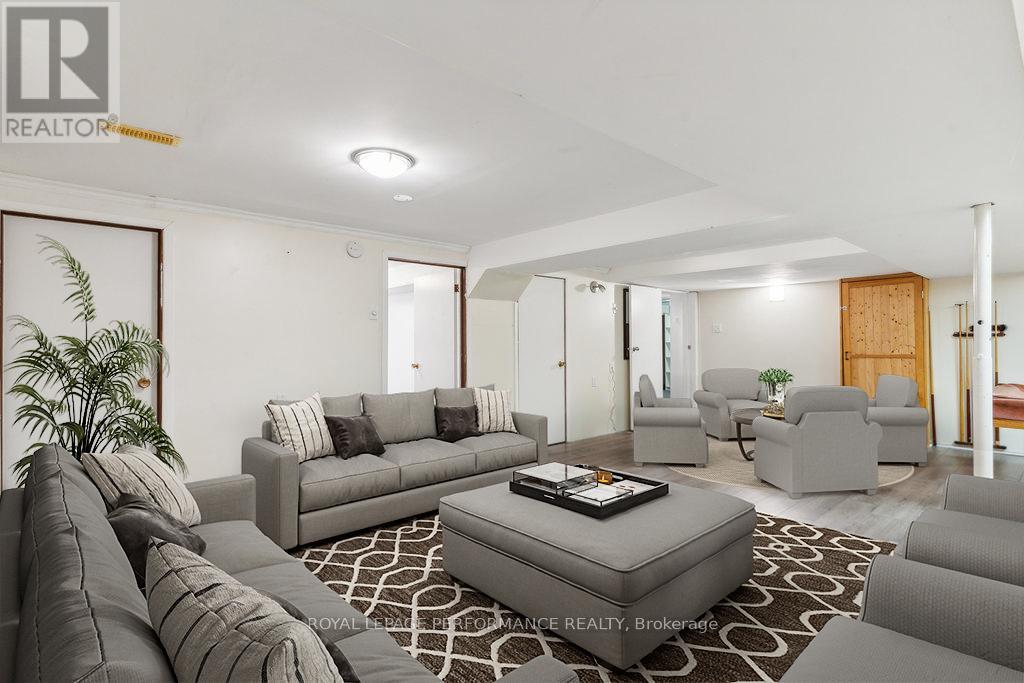 1932 Marquis Avenue, Ottawa, Ontario  K1J 8J2 - Photo 33 - X12313572