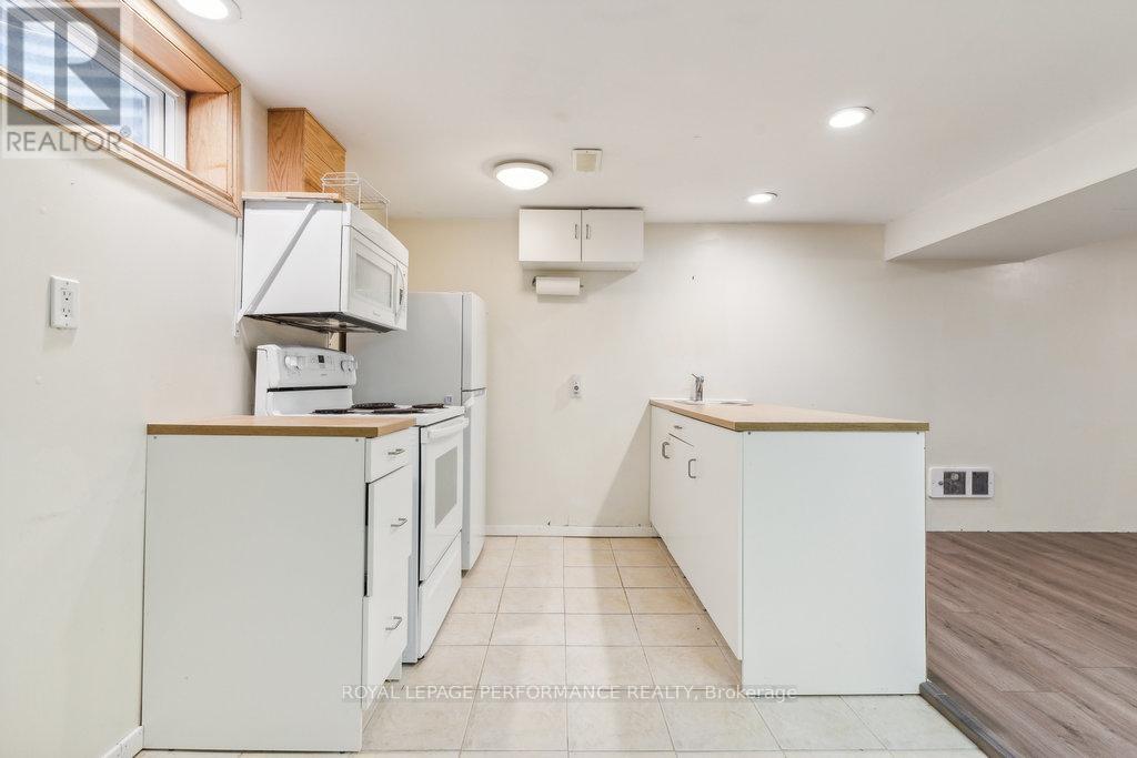 1932 Marquis Avenue, Ottawa, Ontario  K1J 8J2 - Photo 36 - X12313572
