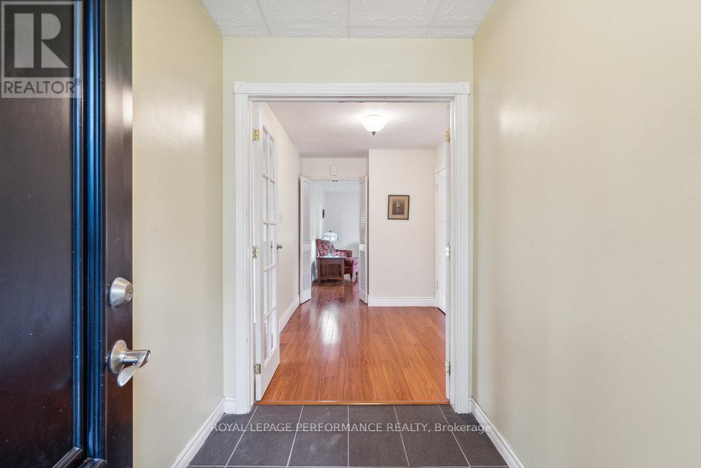 Property at 1932 MARQUIS AVENUE image 4