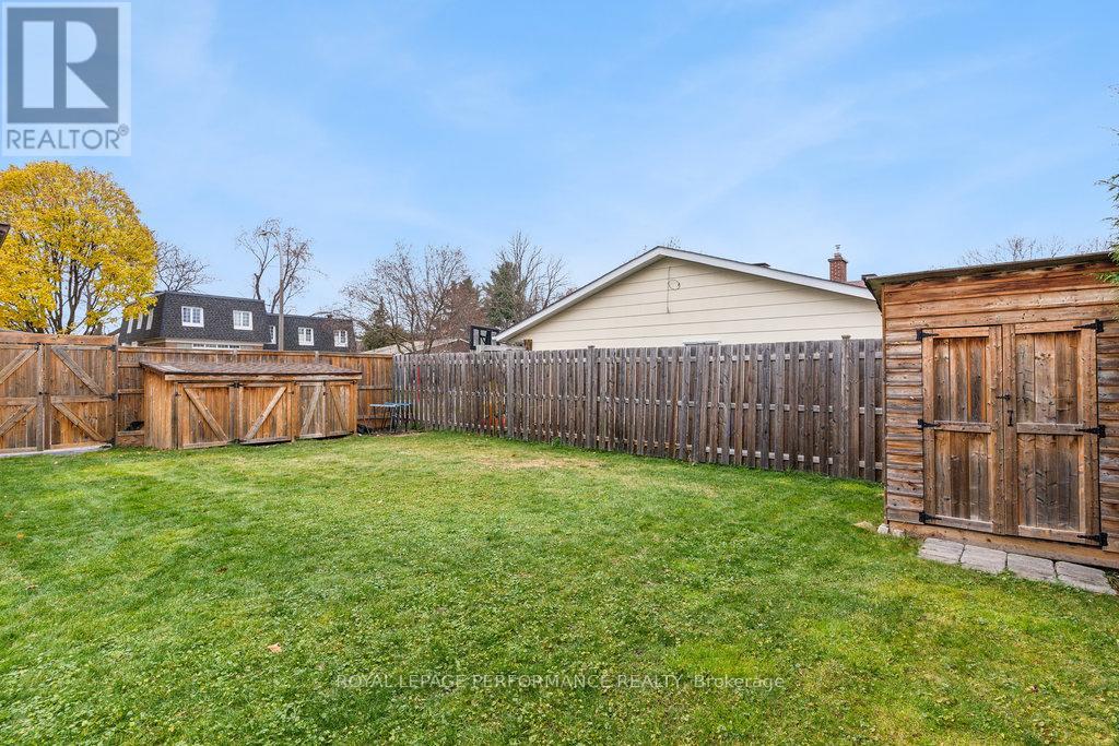 1932 Marquis Avenue, Ottawa, Ontario  K1J 8J2 - Photo 47 - X12313572