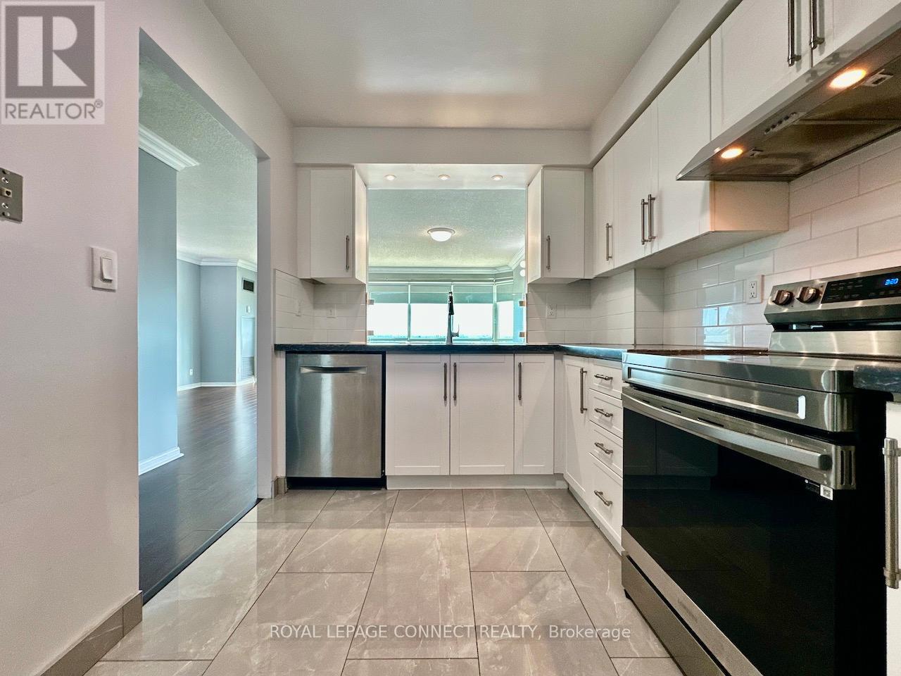1506 - 18 Lee Centre Drive, Toronto, Ontario  M1H 3H5 - Photo 7 - E12313461